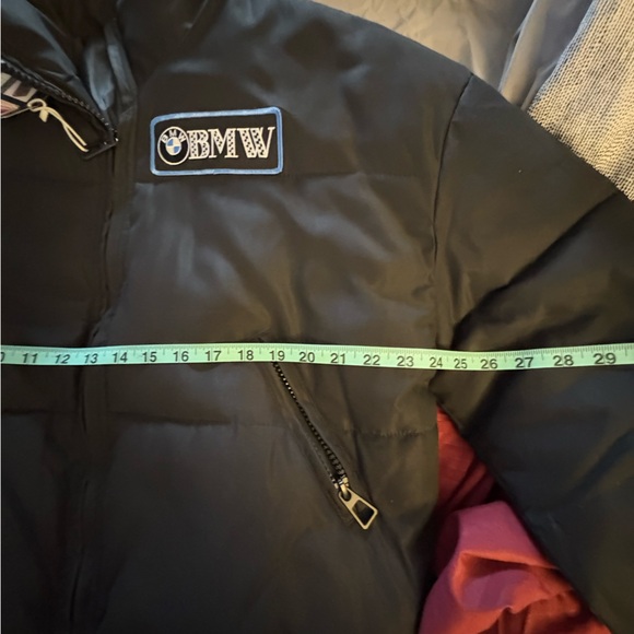 BMW Classic Black Puffer Jacket
Black Oversized 
Soft Warm - Picture 6 of 10